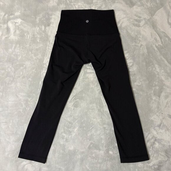 EXCELLENT Lululemon Wunder Under Crop High-Rise Black 21" Yoga Leggings 4 - Picture 5 of 9